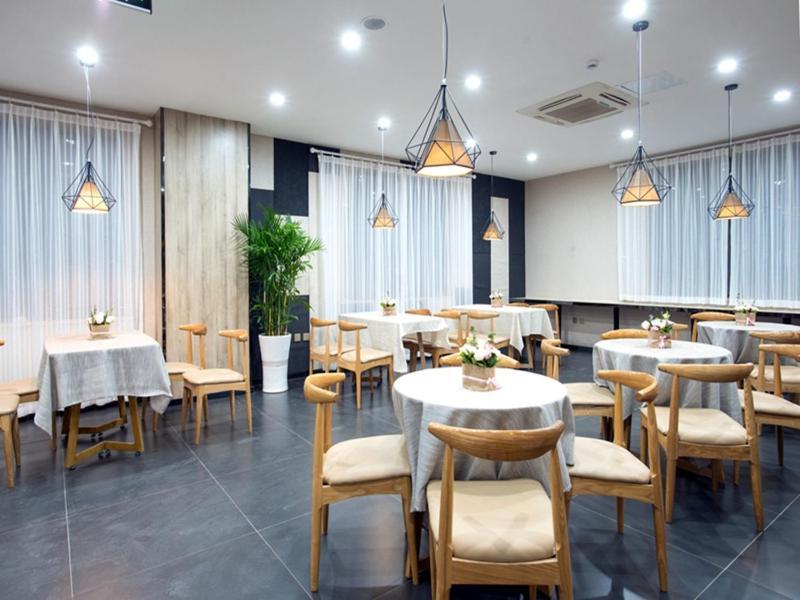 尚客优精选山东青岛五四广场奥帆店酒店 外观 照片